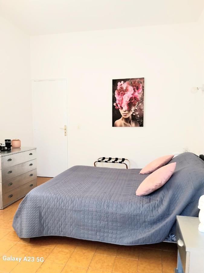 Chez Isabelle Bed & Breakfast Luri ภายนอก รูปภาพ